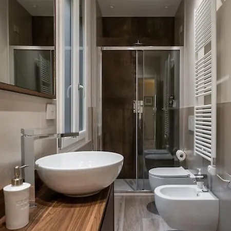 Casa Delle Farfalle * בולוניה